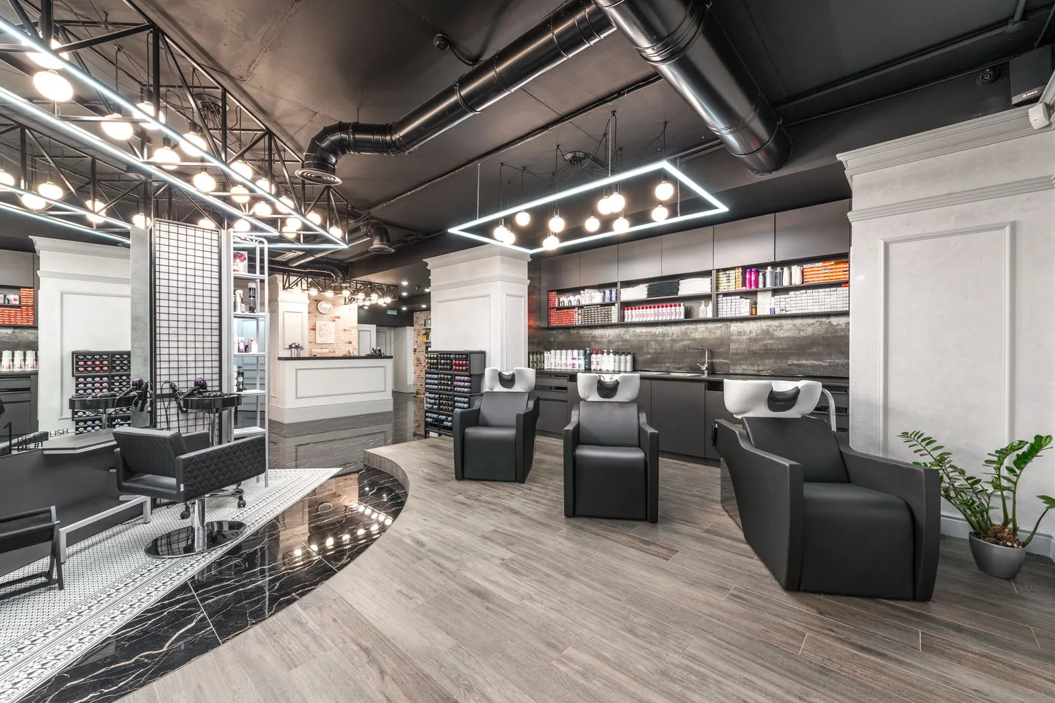 The best Acuity alternatives for salons in 2026